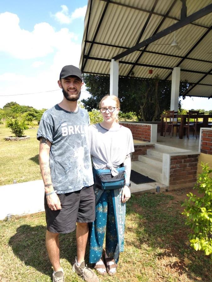 לינה וארוחת בוקר טיסמהרמה Thihawa Eco Huts Yala מראה חיצוני תמונה